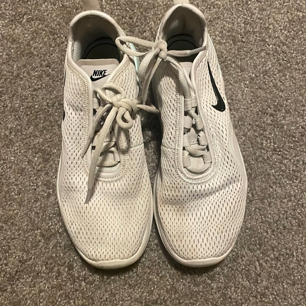 Nike air size 6.5 womens
